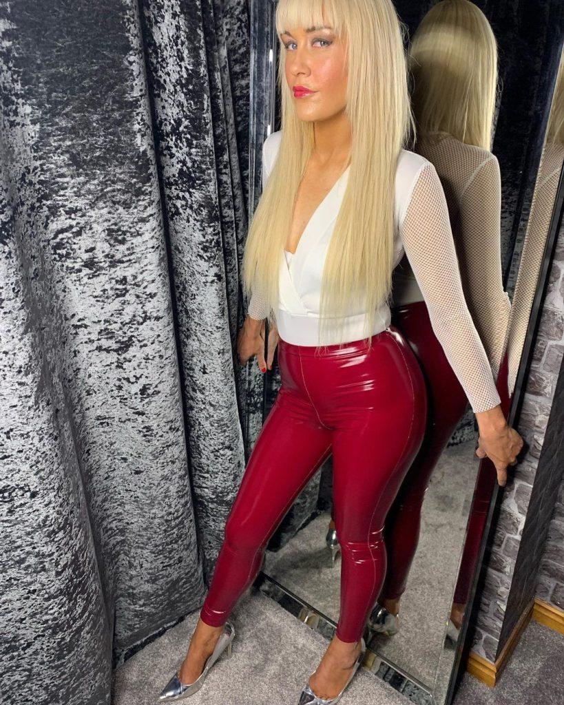 StrengeJuffrouw uit Zuid-Holland, 42 jaar