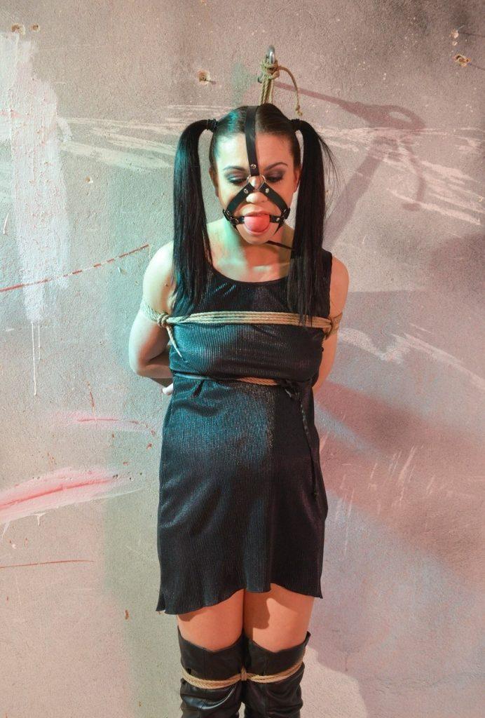 RoxyXx uit Drenthe, 29 jaar